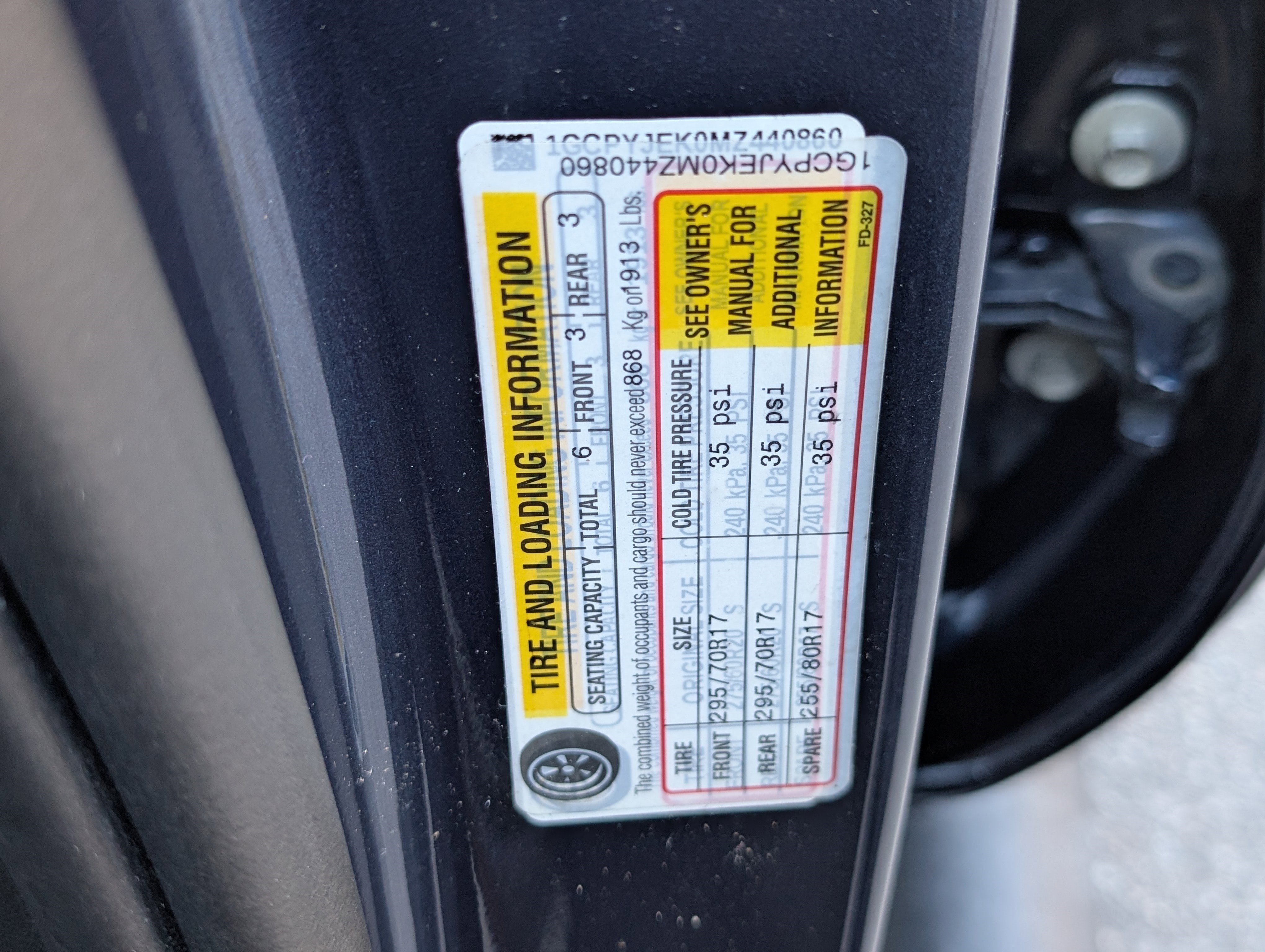 Used 2021 Chevrolet Silverado 1500 LT image 38