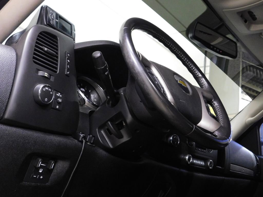 Used 2011 Chevrolet Silverado 2500 LT w/ Interior Plus Package AWD/4WD image 36
