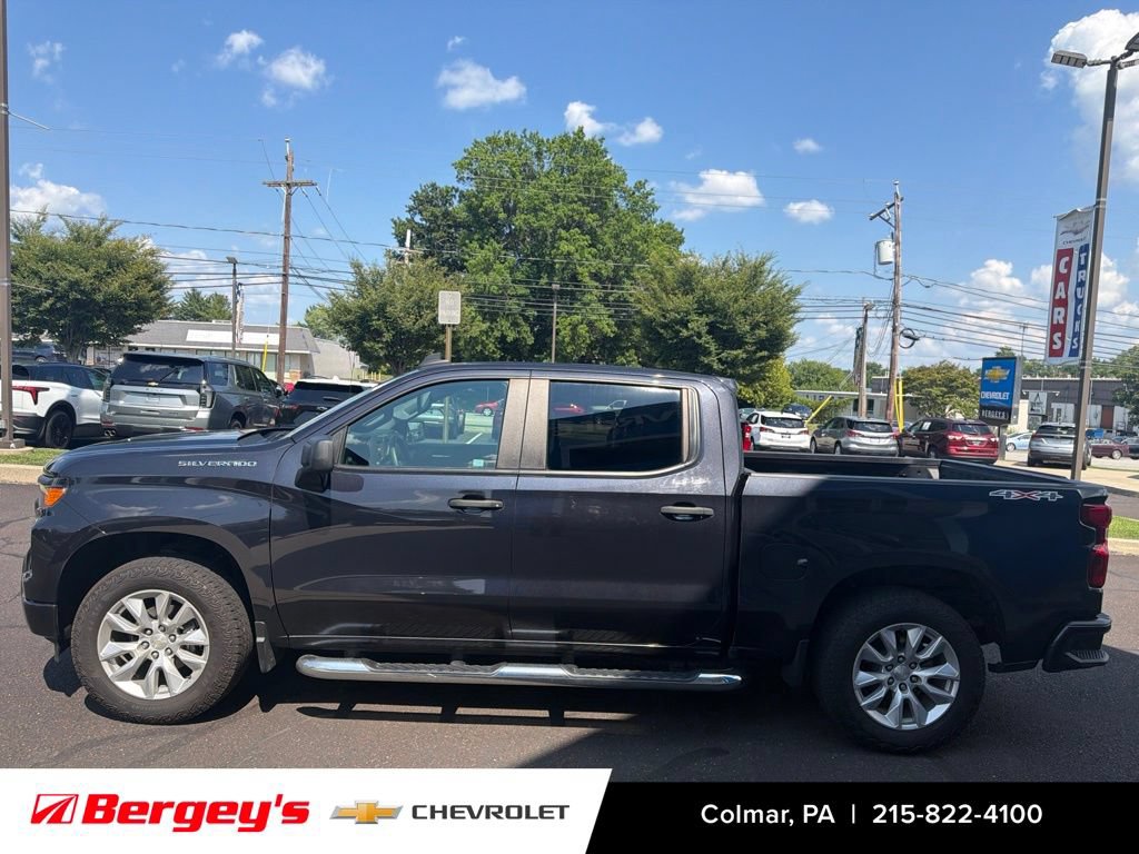 Certified 2022 Chevrolet Silverado 1500 Custom AWD/4WD image 2