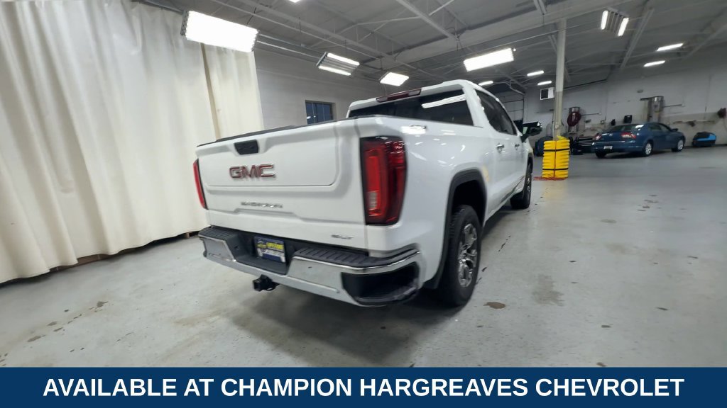 Used 2025 GMC Sierra 1500 SLT AWD/4WD image 10