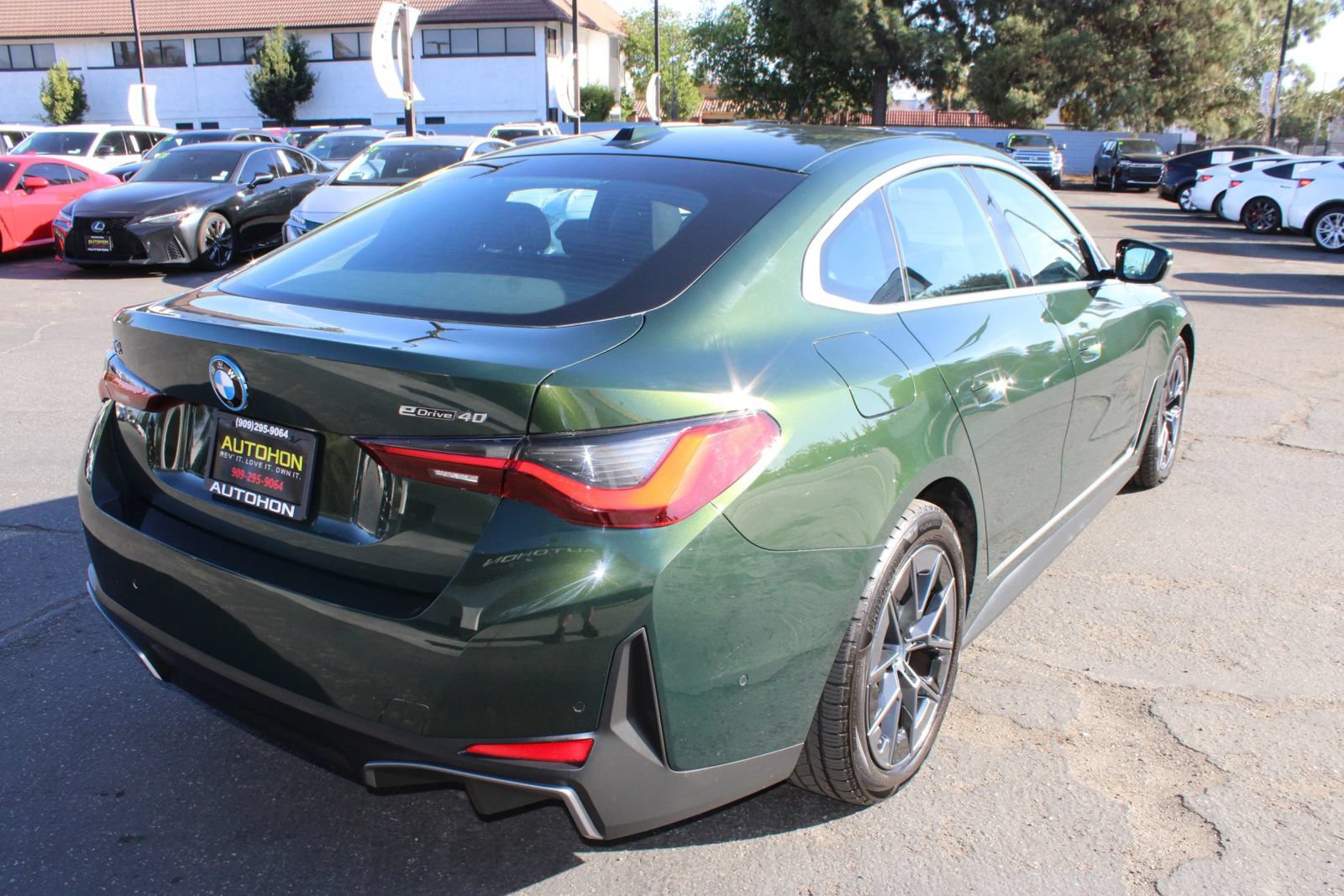 Used 2023 BMW i4 eDrive40 RWD image 35