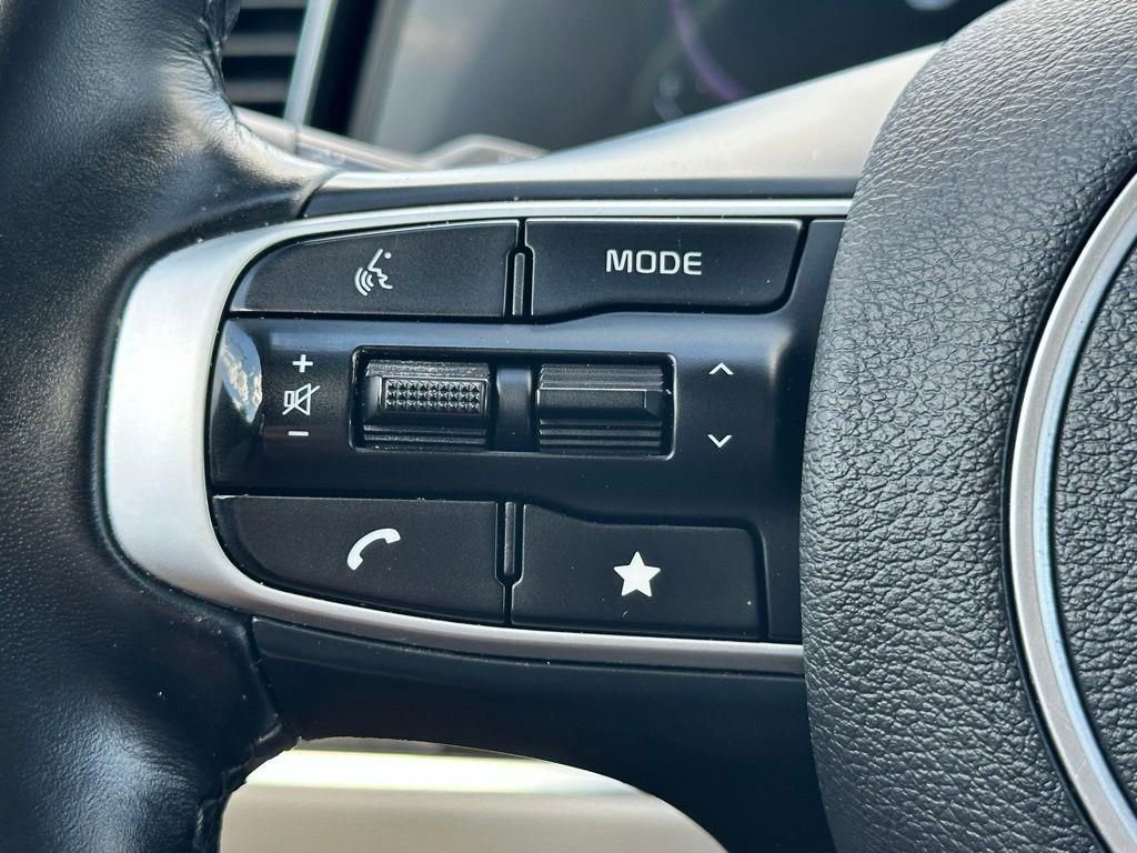 Used 2024 Kia Sportage EX image 17