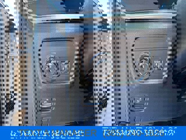 New 2026 Jeep Grand Cherokee Altitude image 13