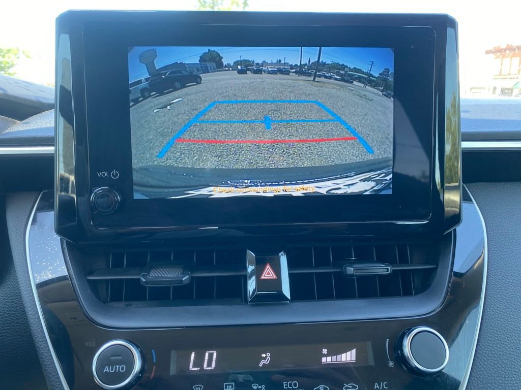 Used 2023 Toyota Corolla LE FWD image 15