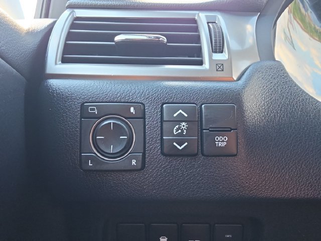 Used 2023 Lexus GX 460 Premium w/ Premium Package AWD/4WD image 10