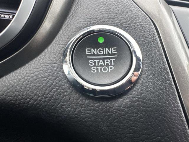 Used 2017 Ford Fusion SE w/ Equipment Group 201A image 14