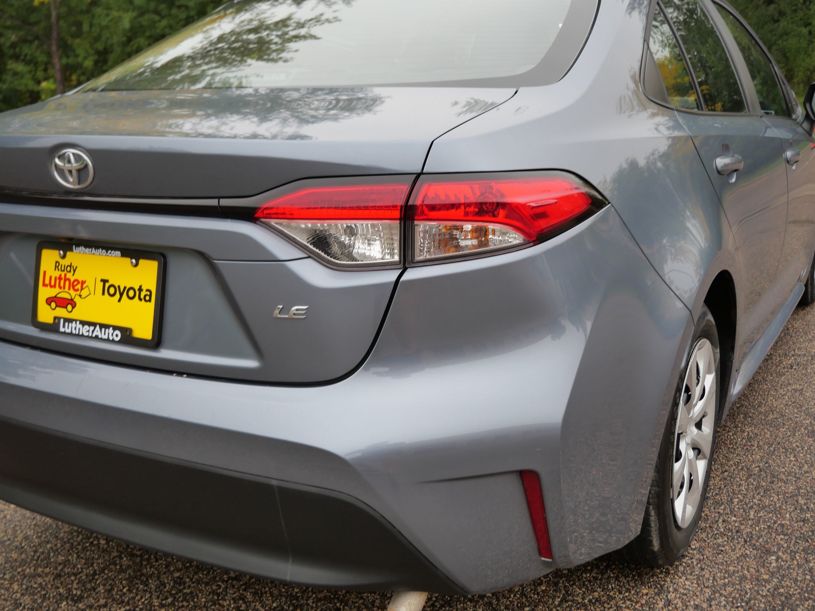 Certified 2025 Toyota Corolla LE FWD image 18
