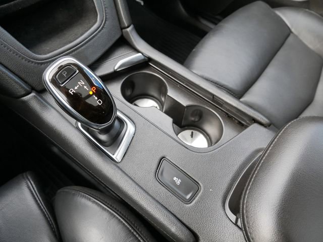 Used 2017 Cadillac XT5 Luxury w/ Driver Awareness Package image 18