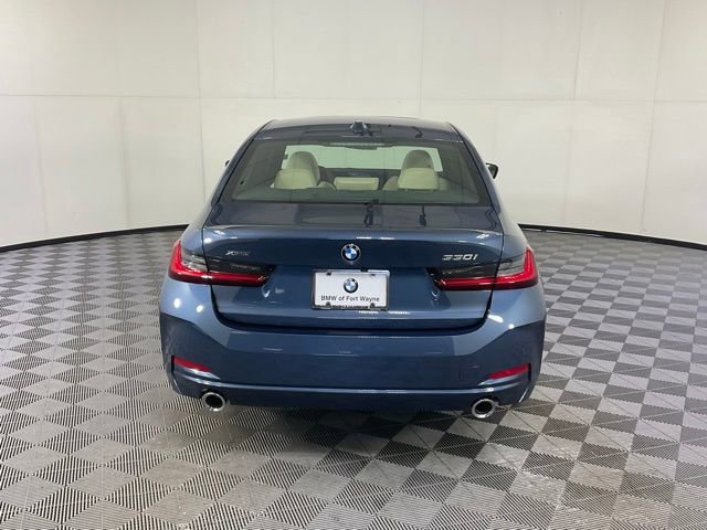 Certified 2025 BMW 330i xDrive Sedan w/ M Sport Package AWD/4WD image 5
