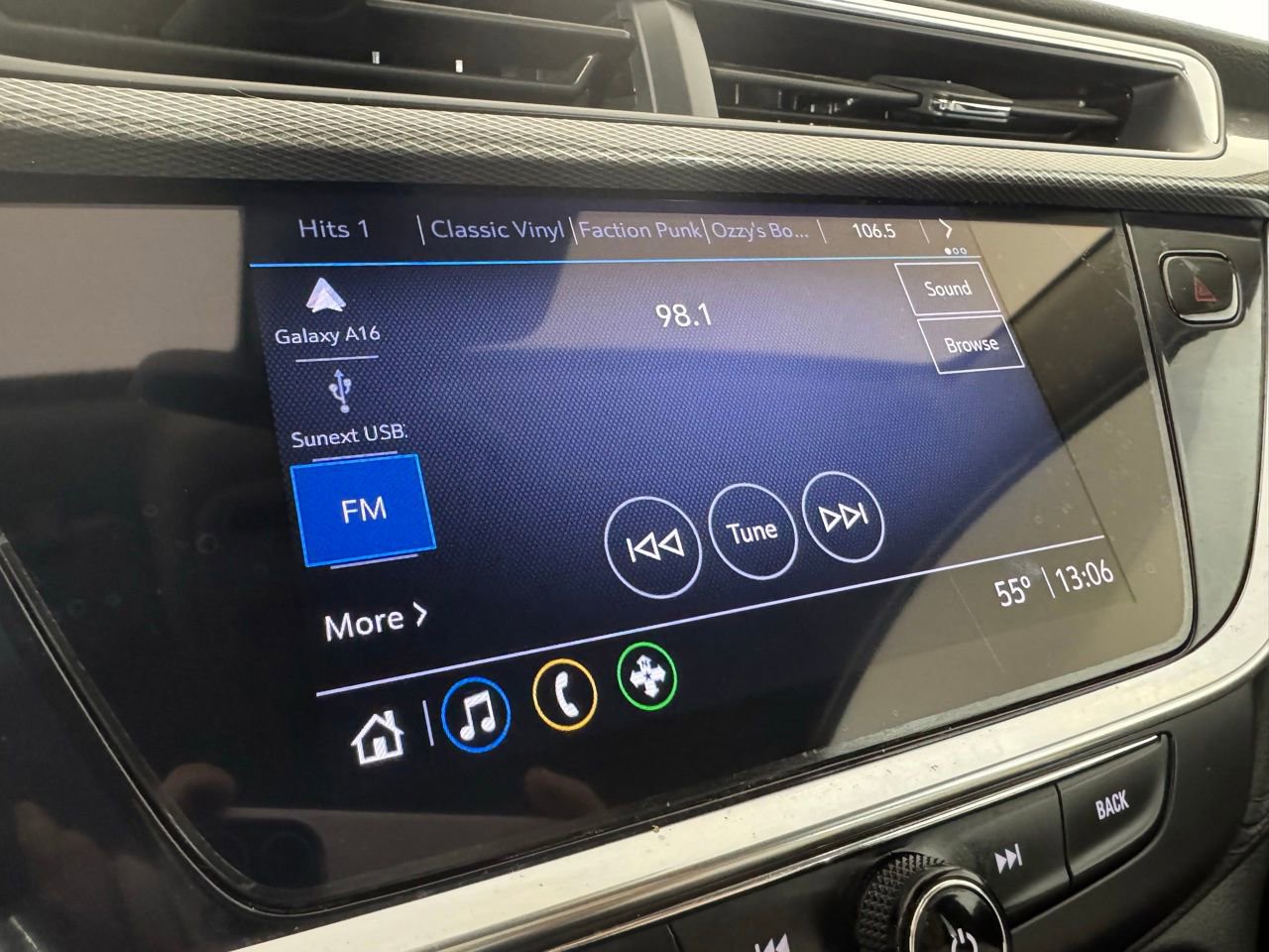 Used 2023 Buick Encore GX Preferred w/ Cold Weather Comfort Package image 13