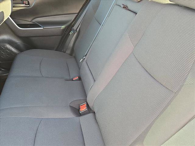 Used 2021 Toyota RAV4 LE FWD image 17