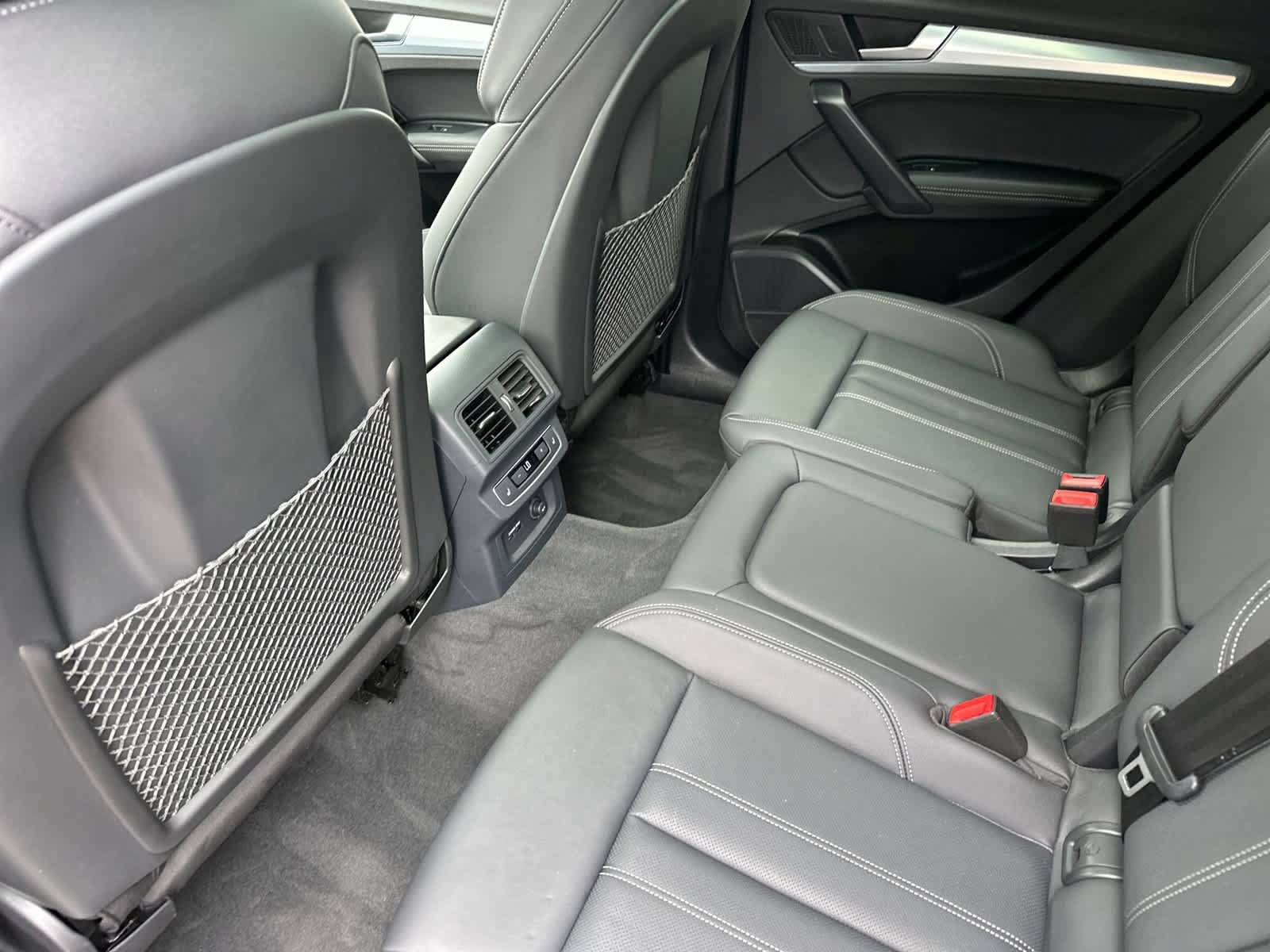 Used 2025 Audi Q5 Prestige w/ Prestige Package AWD/4WD image 4