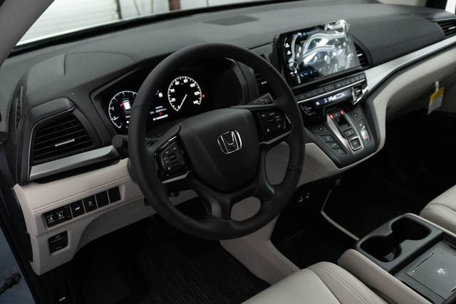 New 2026 Honda Odyssey EX-L image 3