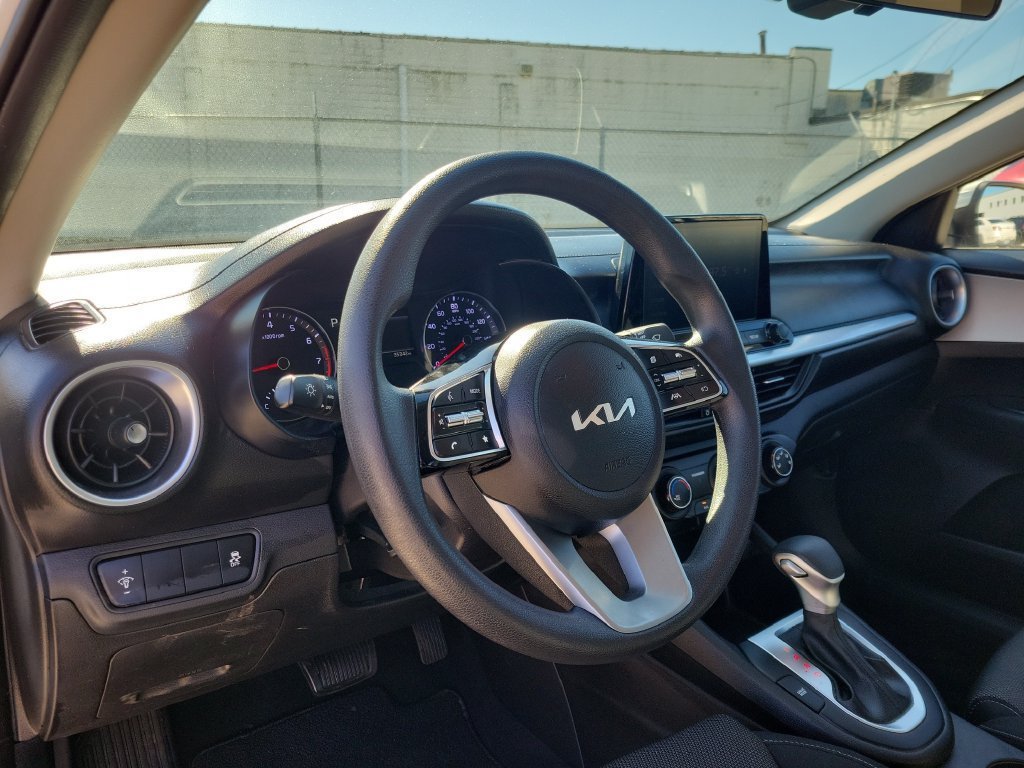 Used 2023 Kia Forte LX FWD image 17