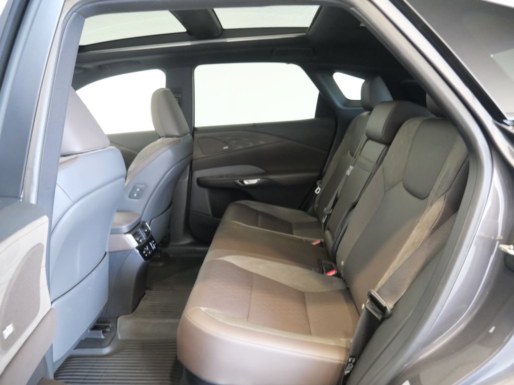 Used 2025 Lexus RX 450h AWD w/ Convenience Package image 29