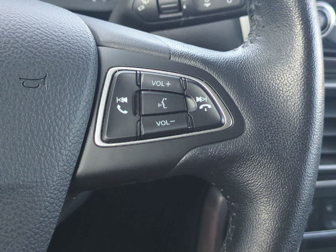 Used 2018 Ford EcoSport SE FWD image 25