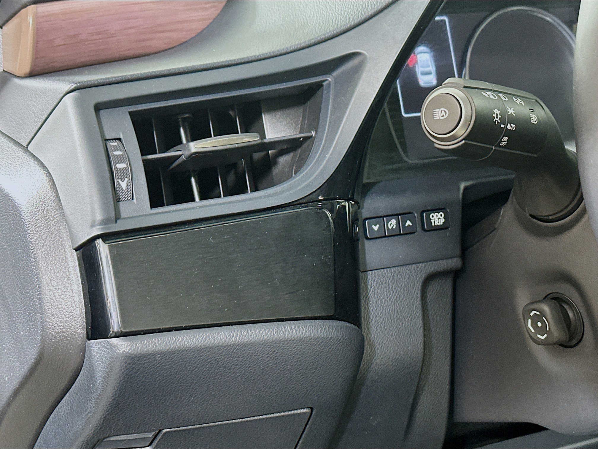 Used 2025 Lexus ES 350 w/ Premium Package image 10