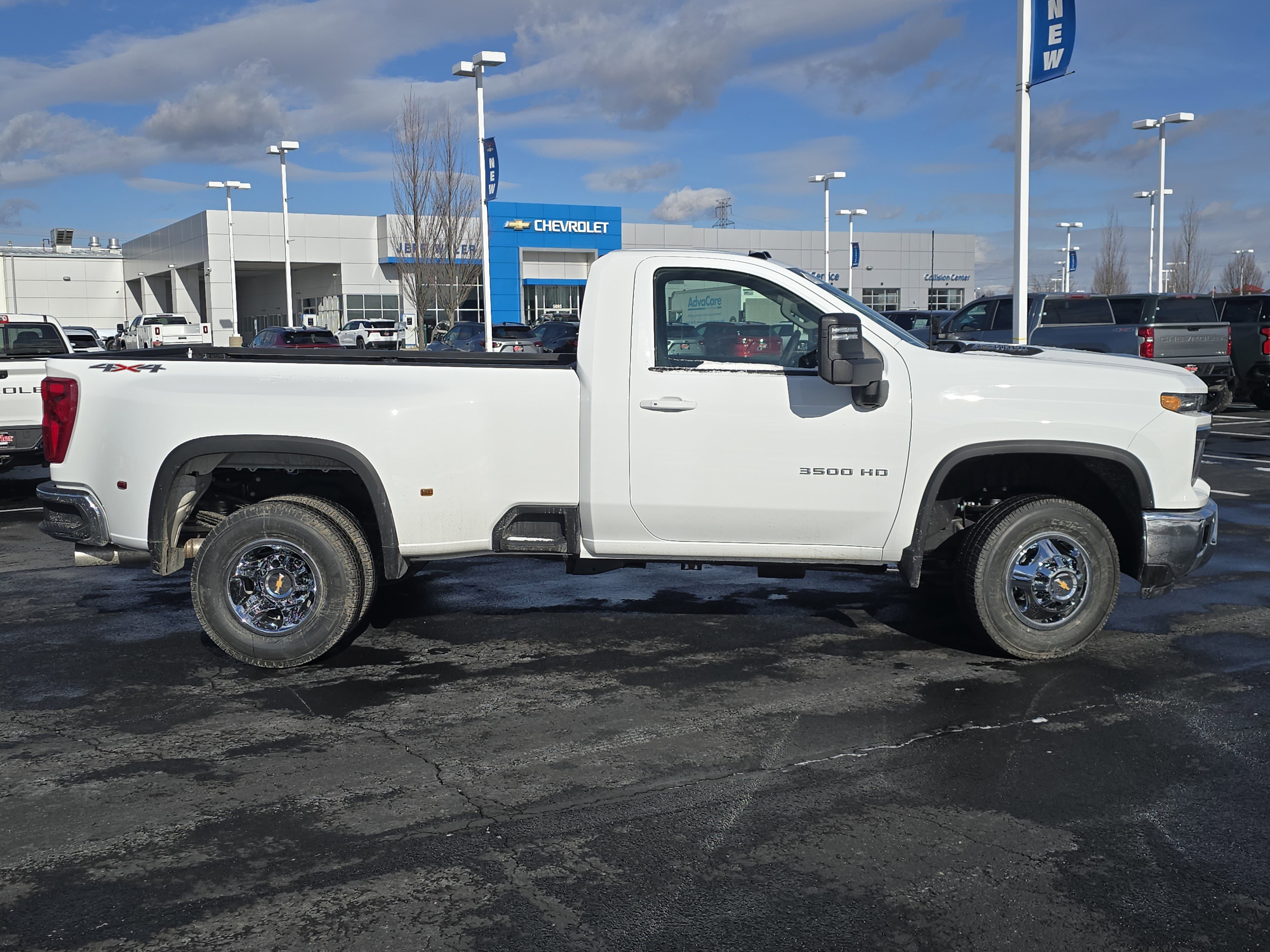 New 2026 Chevrolet Silverado 3500 LT image 17