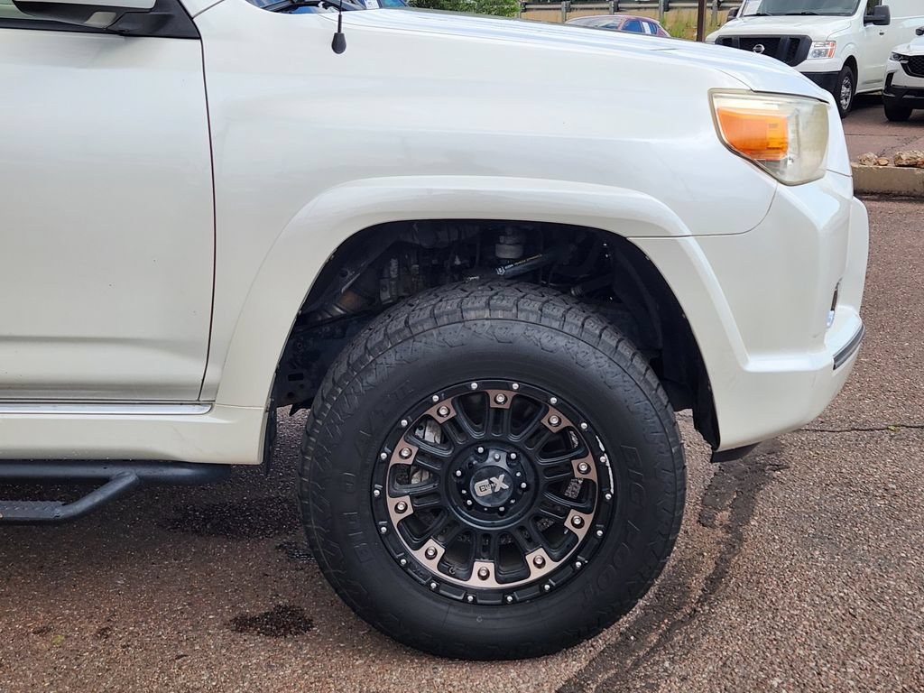 Used 2012 Toyota 4Runner Limited AWD/4WD image 29