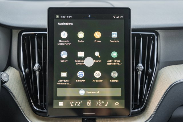 New 2026 Volvo XC60 T8 Plus w/ Protection Package Premier image 21