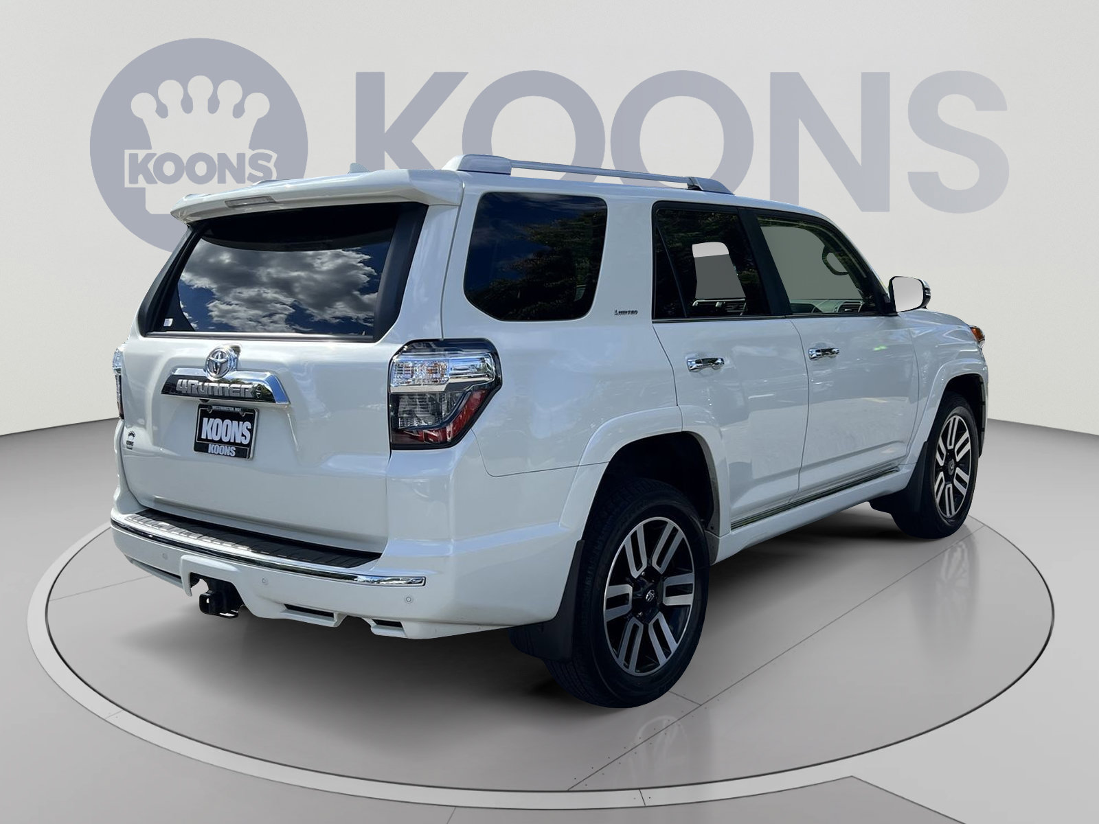 Used 2023 Toyota 4Runner Limited AWD/4WD image 7