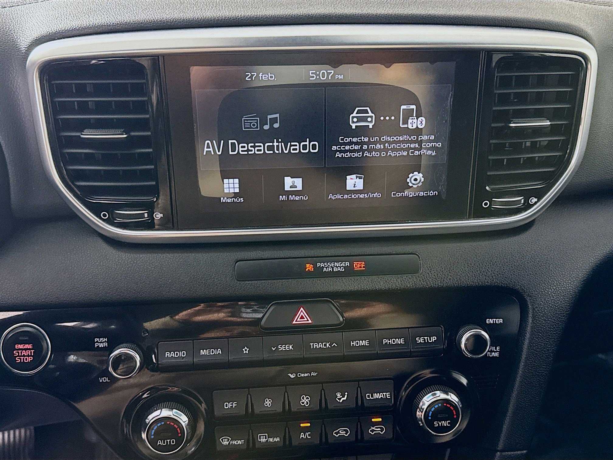 Used 2020 Kia Sportage EX image 18