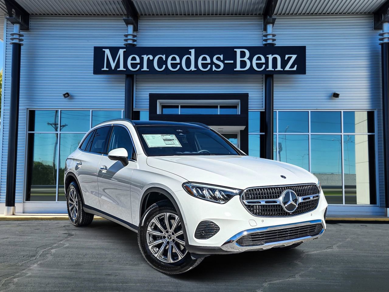 New 2026 Mercedes-Benz GLC 300 4MATIC image 1