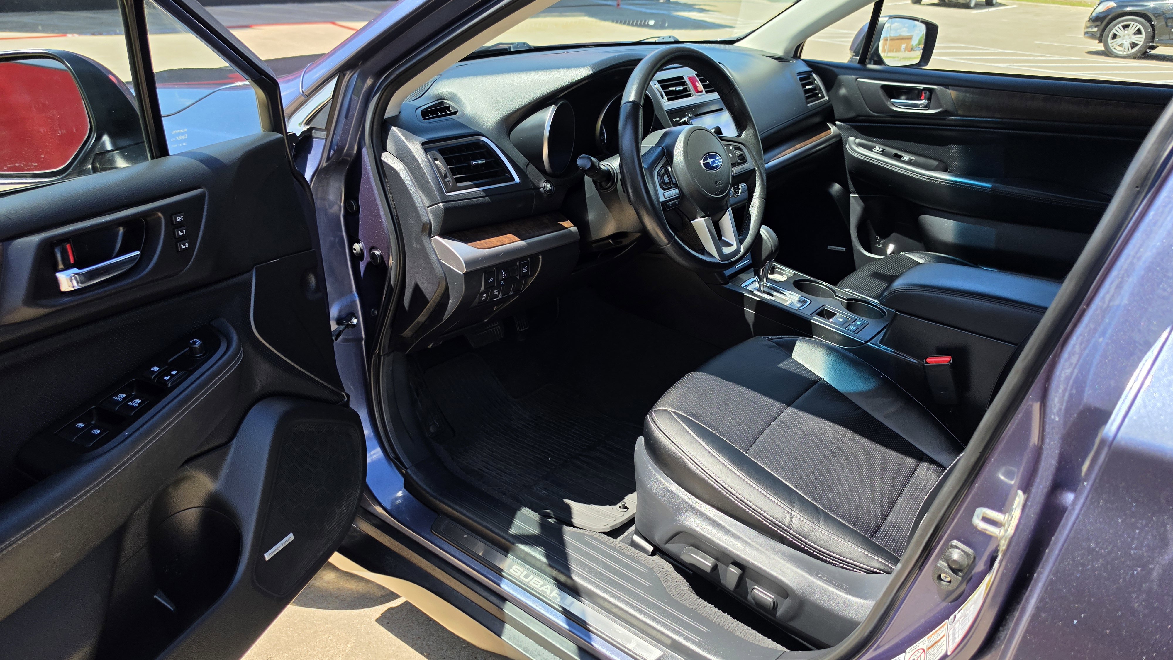 Used 2017 Subaru Outback 2.5i Limited AWD/4WD image 24