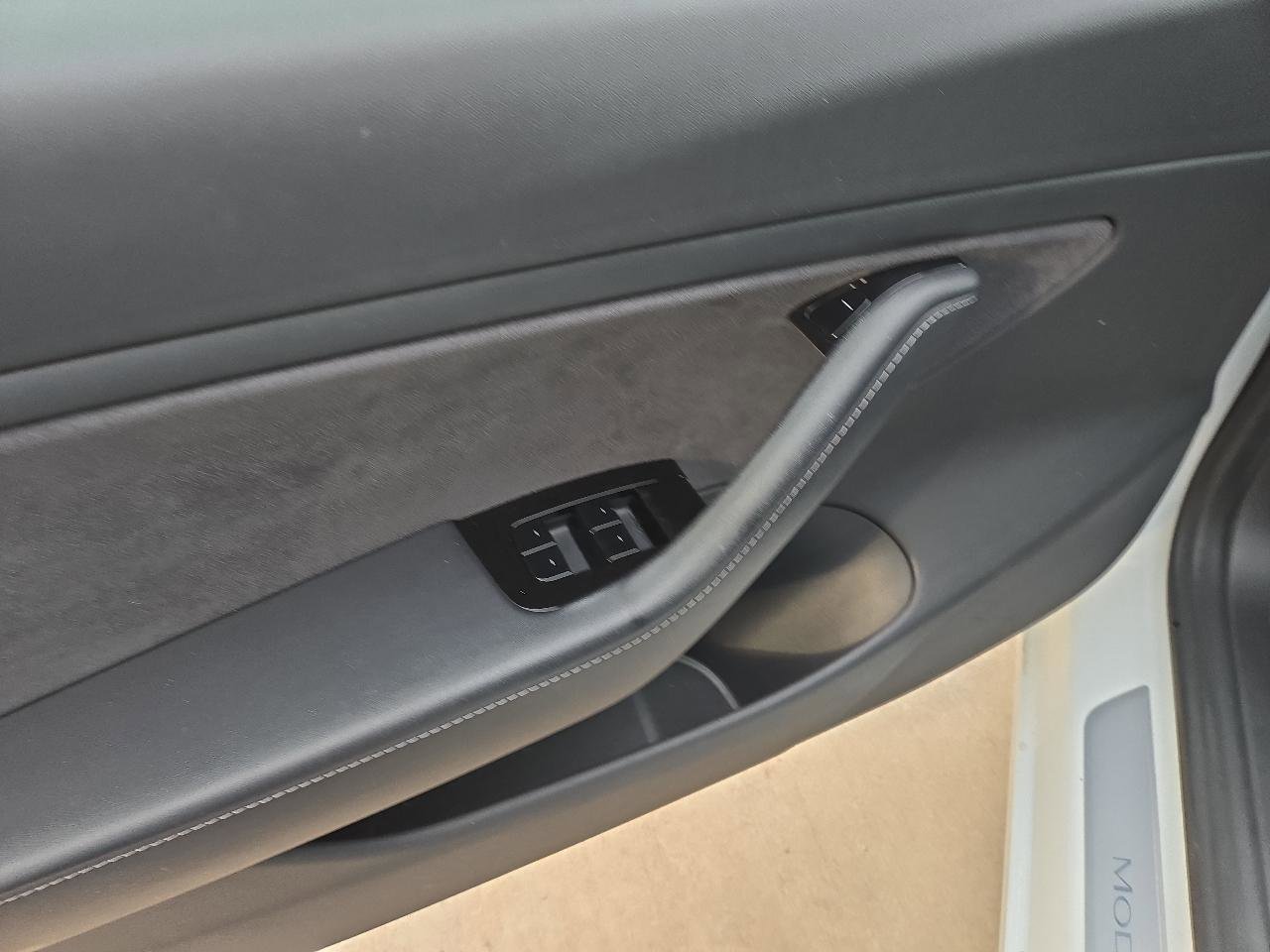 Used 2018 Tesla Model 3 Long Range AWD/4WD image 8