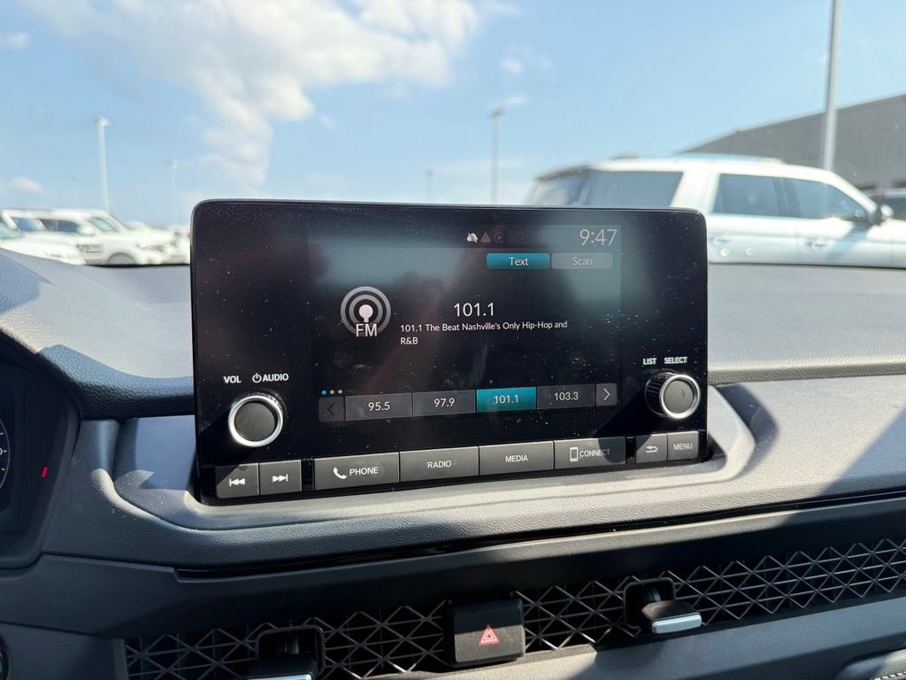 Used 2025 Honda Accord SE image 15