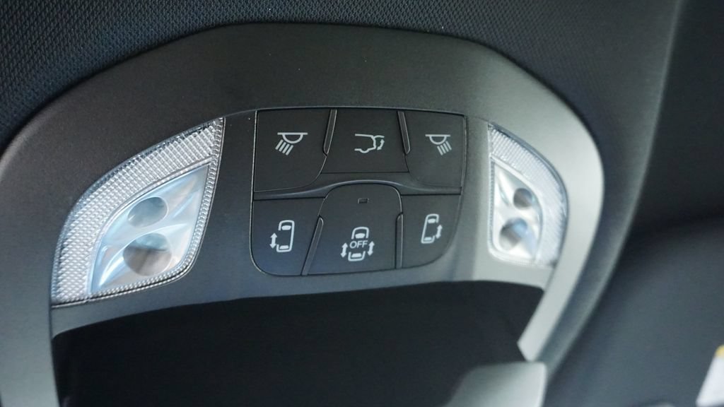 New 2026 Chrysler Voyager LX FWD image 50
