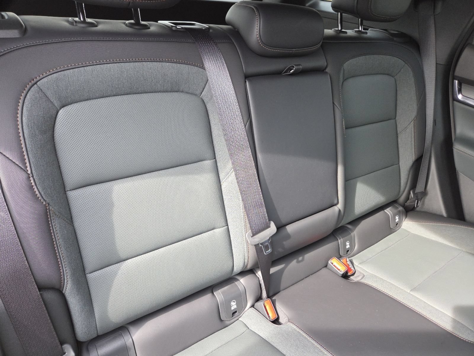 New 2026 GMC Terrain AT4 w/ Convenience Package III AWD/4WD image 23