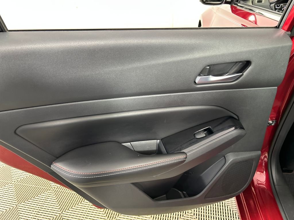 Used 2023 Nissan Altima 2.0 SR image 16