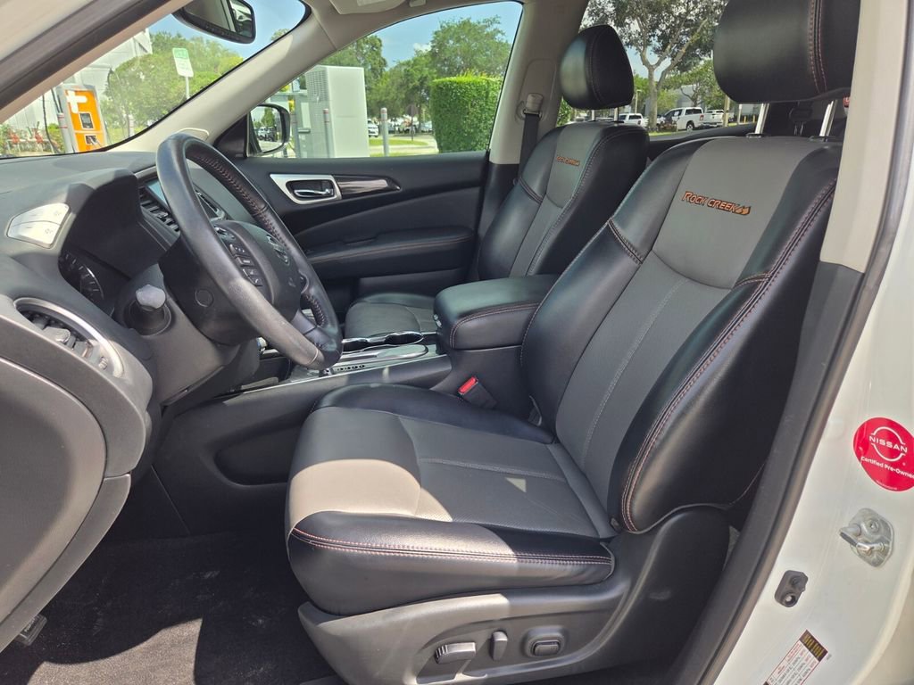 Used 2020 Nissan Pathfinder SL FWD image 13