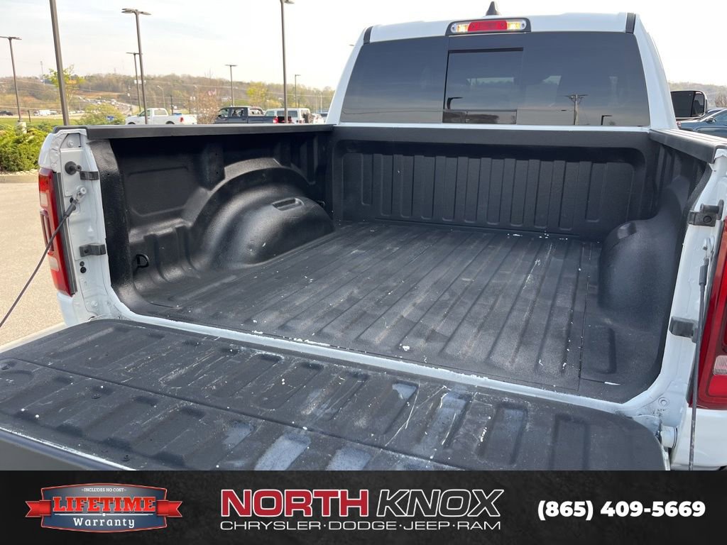 Used 2024 RAM 1500 Laramie AWD/4WD image 19