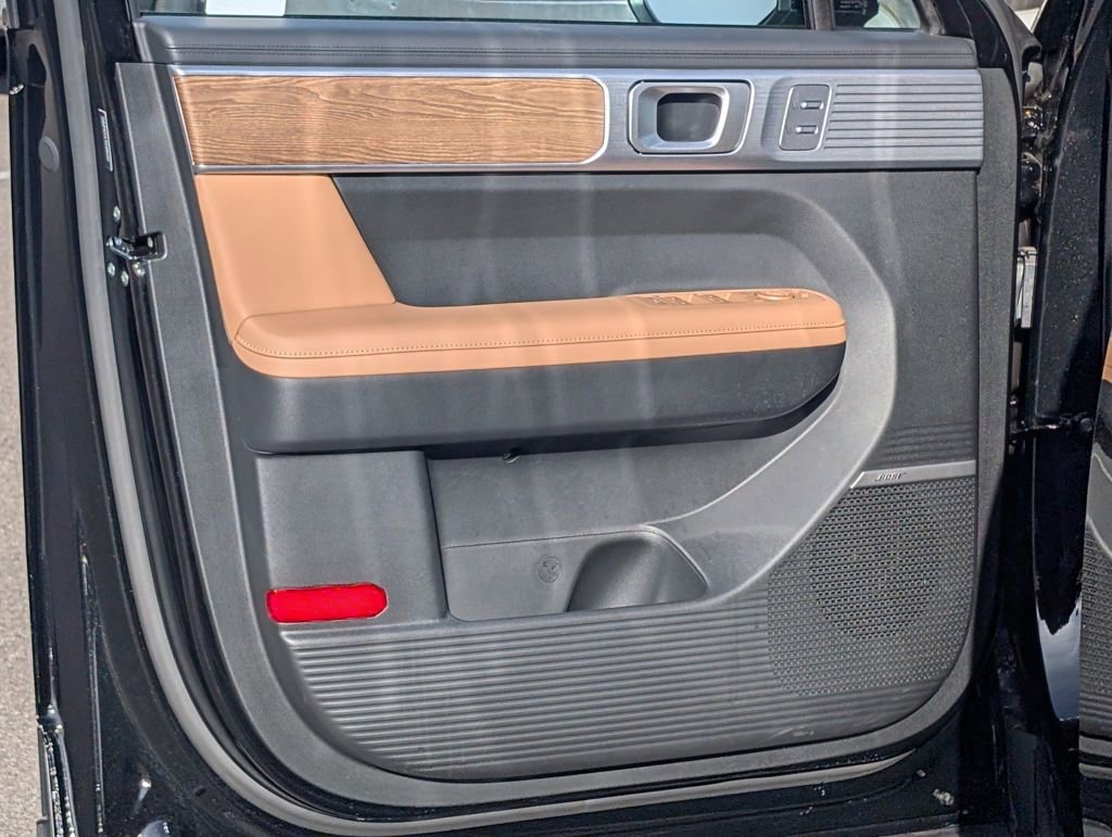 New 2025 Hyundai Santa Fe Limited image 23