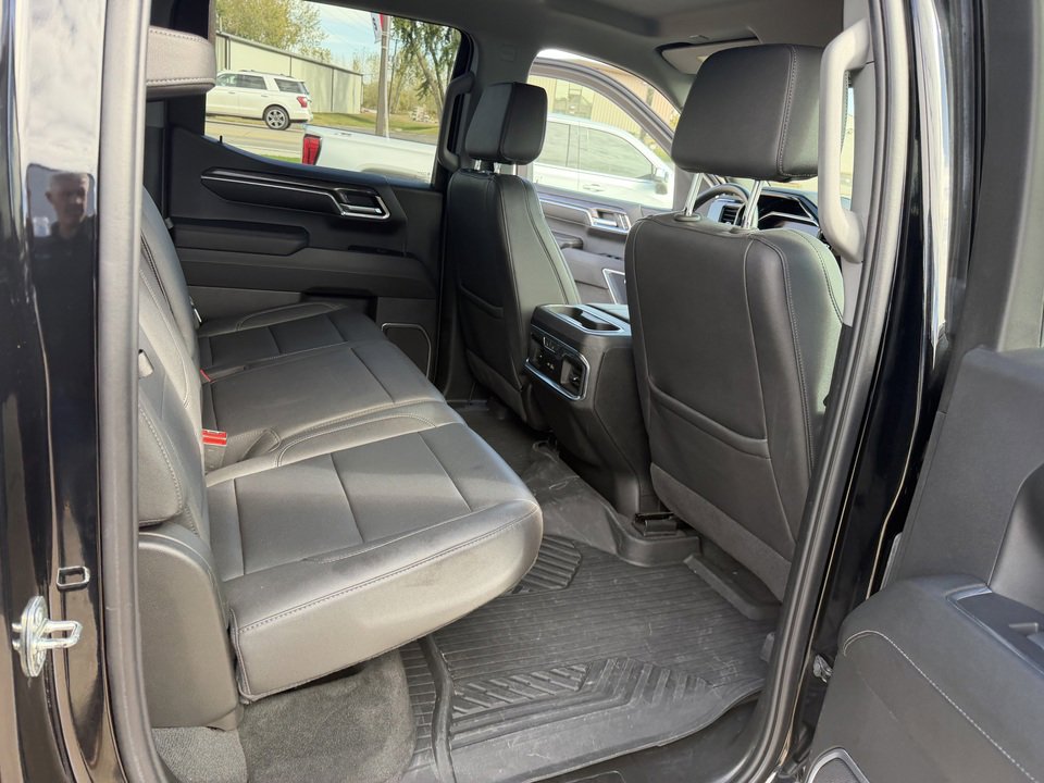 Used 2024 Chevrolet Silverado 1500 LTZ image 18