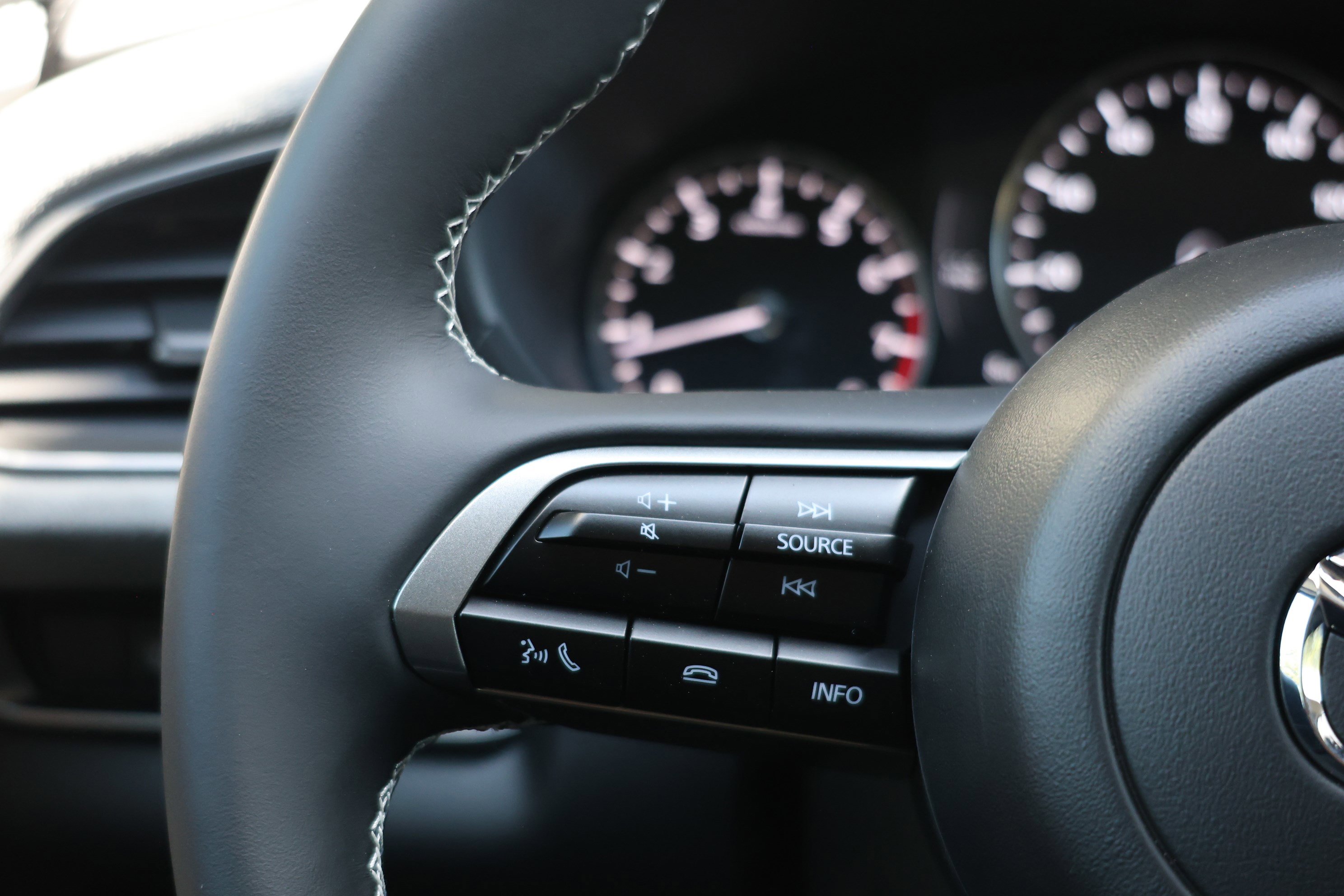 New 2026 MAZDA CX-30 Aire Edition image 13