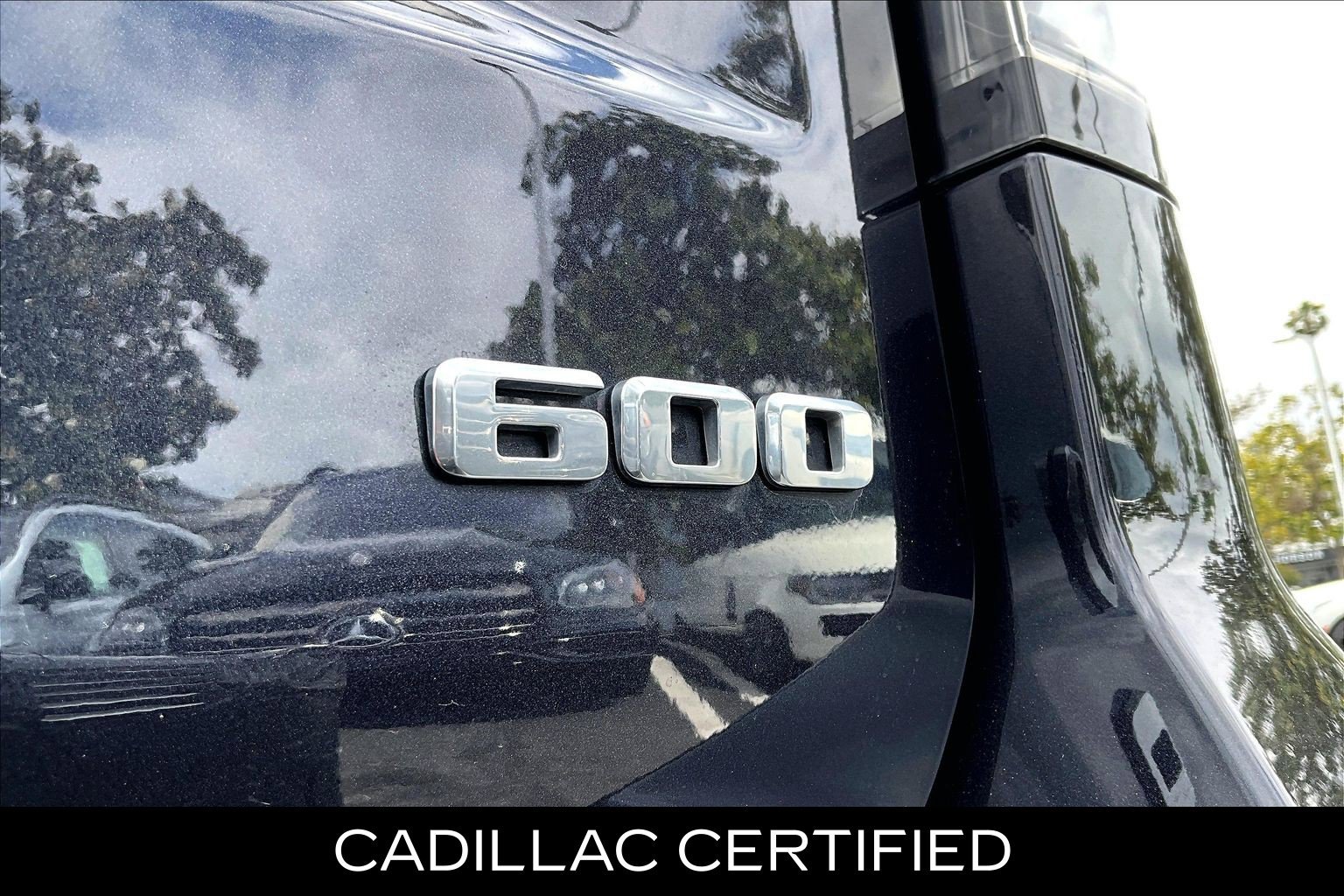 Certified 2023 Cadillac Escalade Premium Luxury AWD/4WD image 11