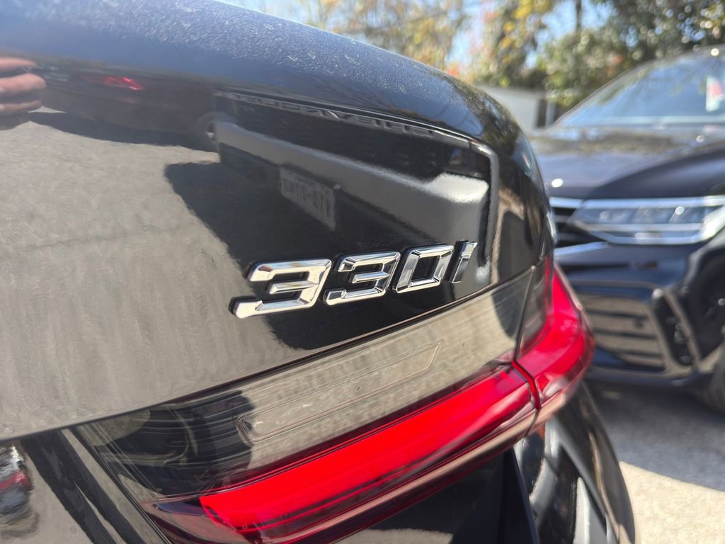 Used 2025 BMW 330i xDrive 330i xDrive image 11