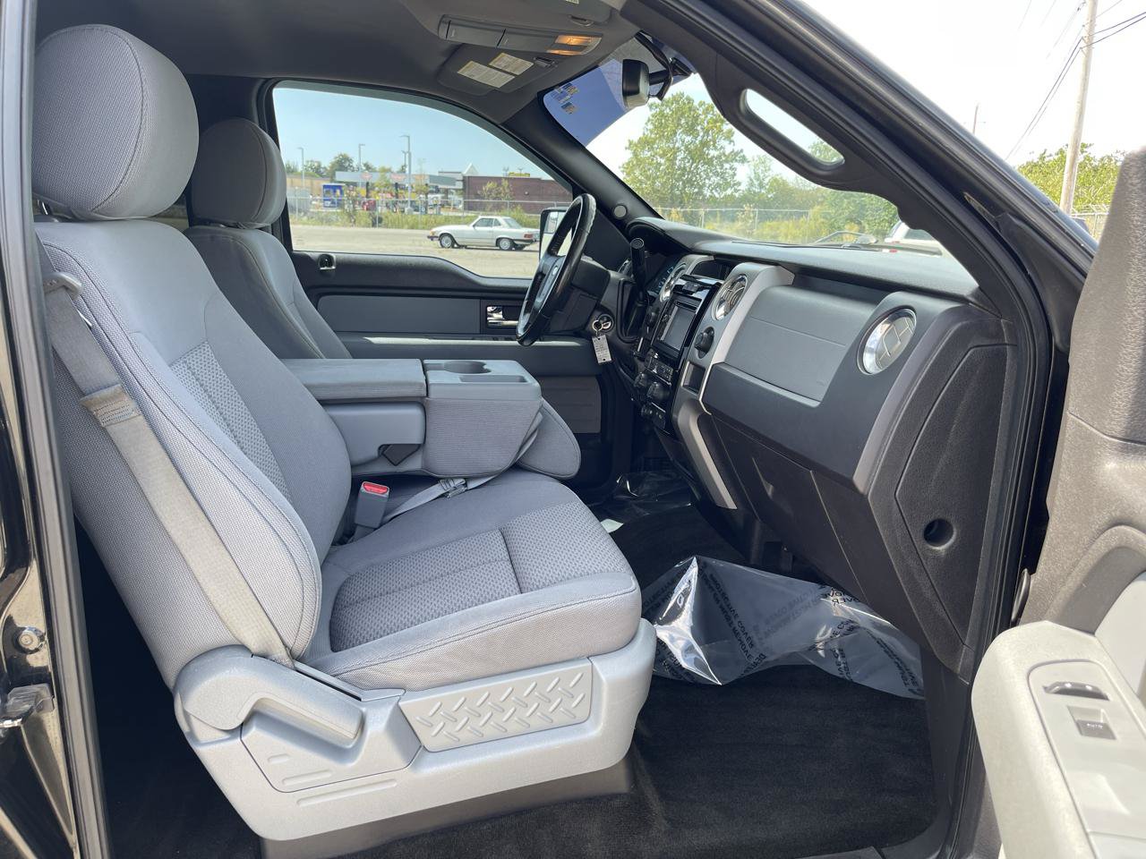 Used 2012 Ford F150 XLT w/ XTR Pkg AWD/4WD image 19