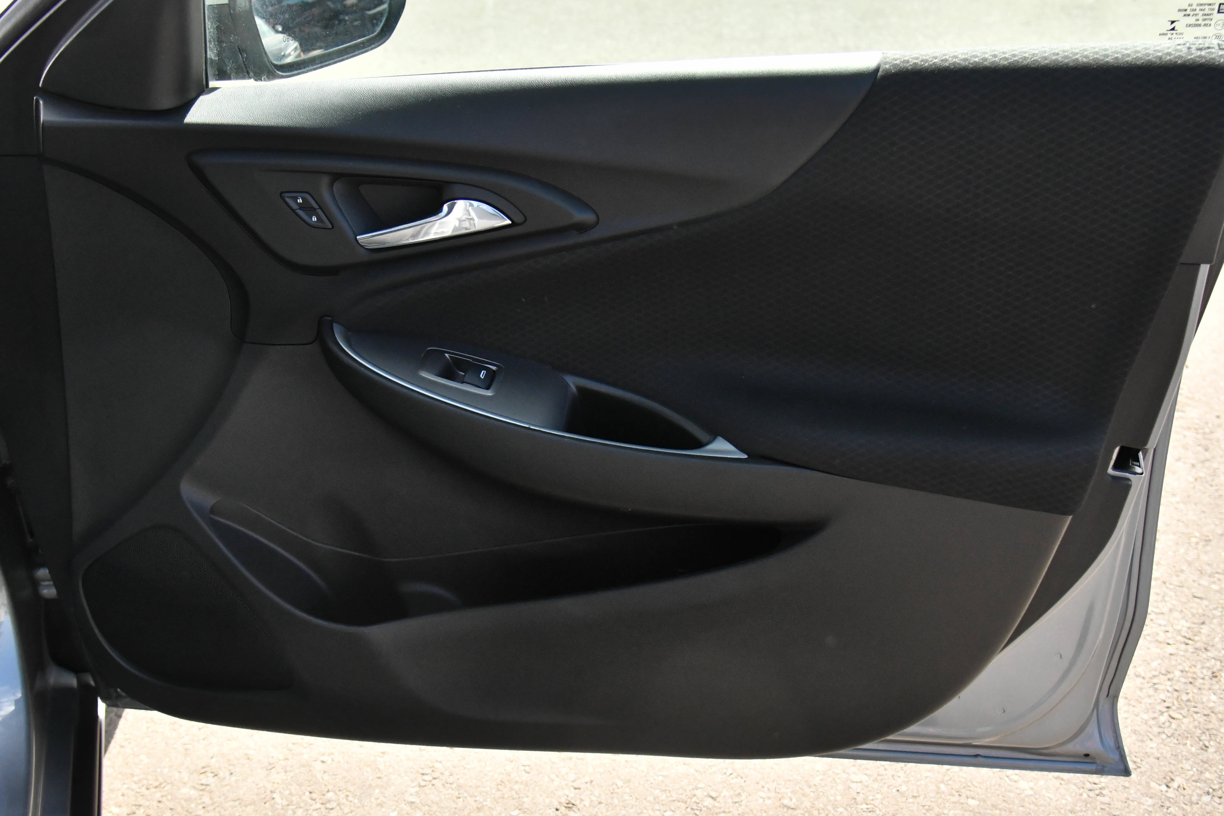 Used 2024 Chevrolet Malibu LT FWD image 38