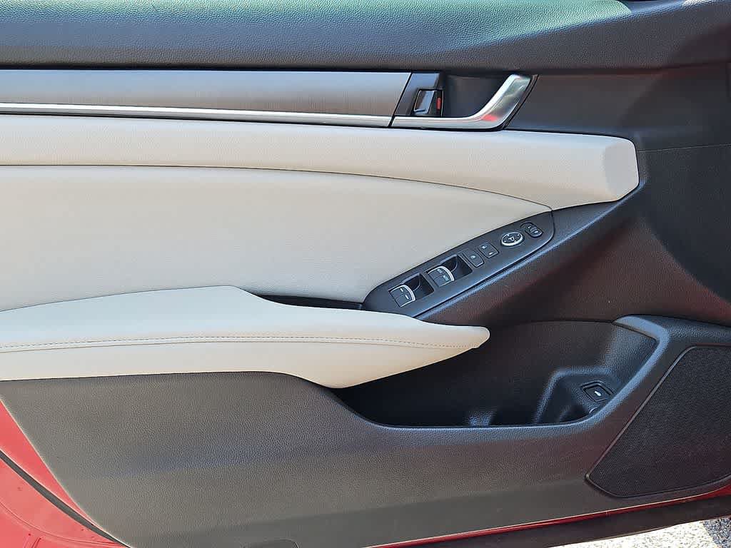 Used 2021 Honda Accord Hybrid image 11