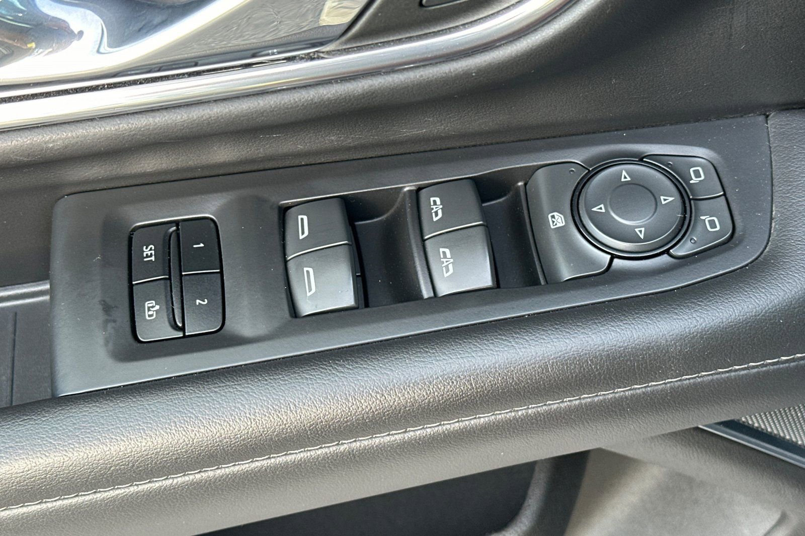 Used 2023 Chevrolet Tahoe LT image 12