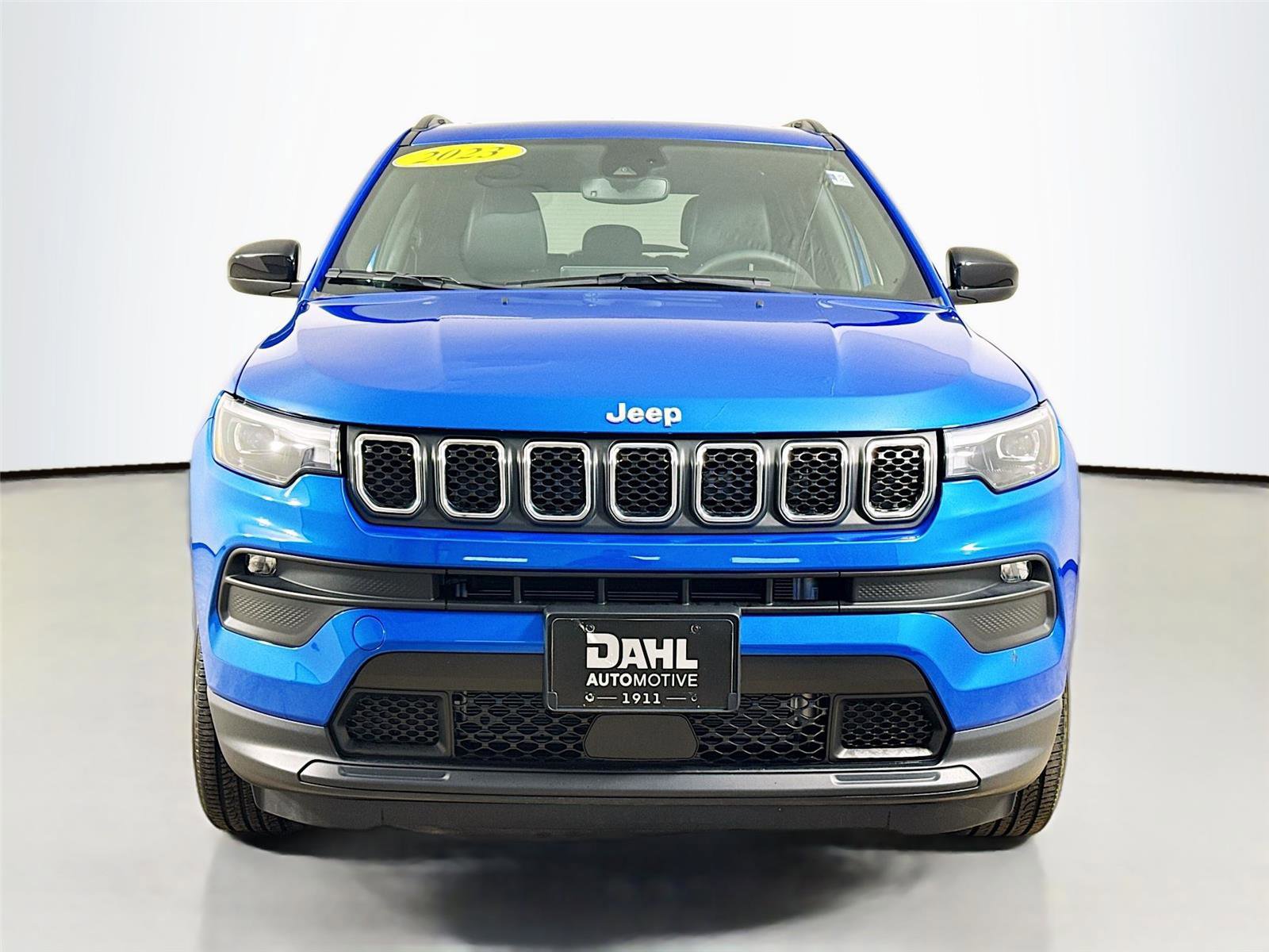 Used 2023 Jeep Compass Latitude w/ Sun and Sound Group image 3