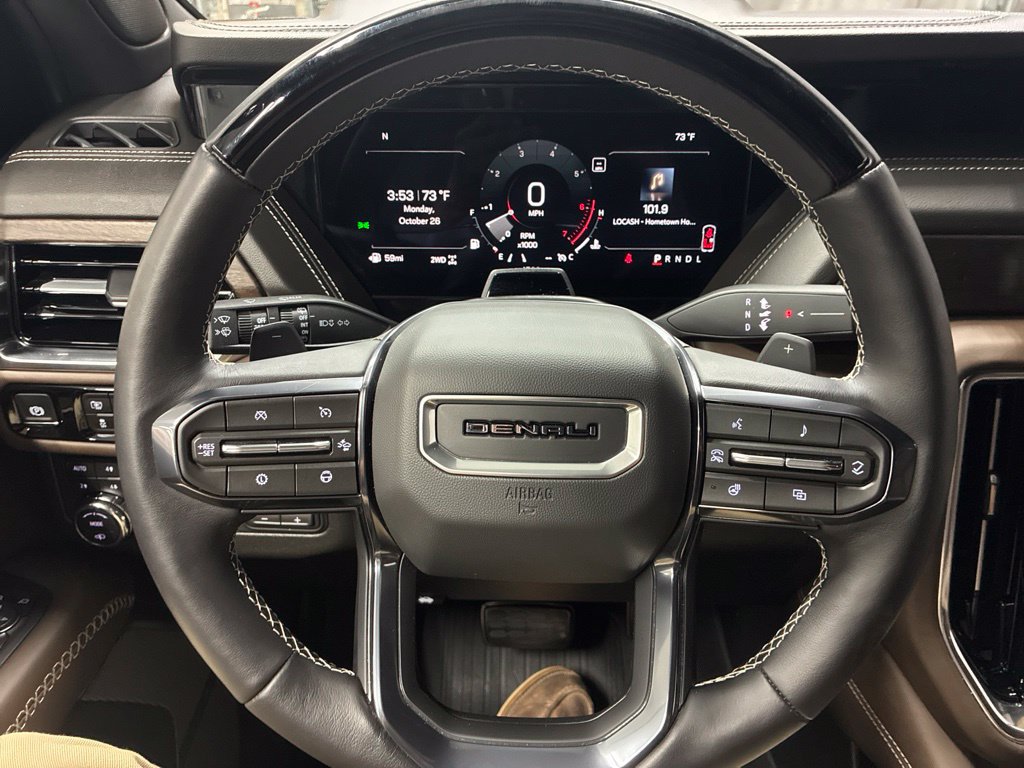 Used 2026 GMC Yukon XL Denali Ultimate w/ LPO, Floor Liner Package AWD/4WD image 25