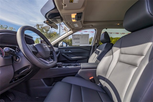New 2026 Nissan Rogue SV w/ SV Premium Package image 11