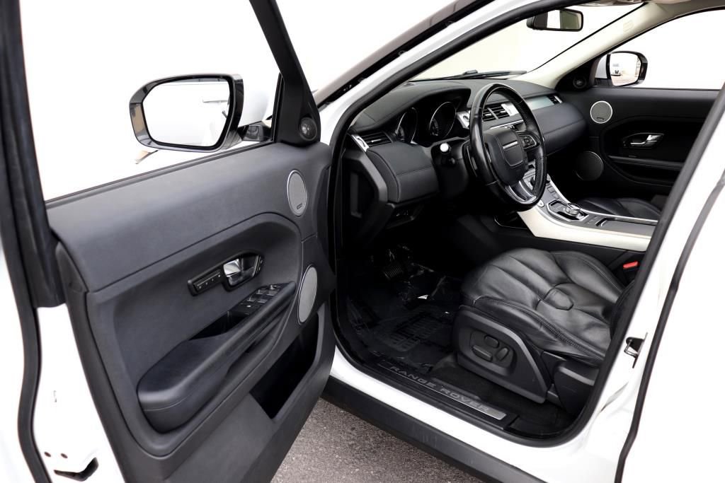 Used 2013 Land Rover Range Rover Evoque Pure Plus image 2
