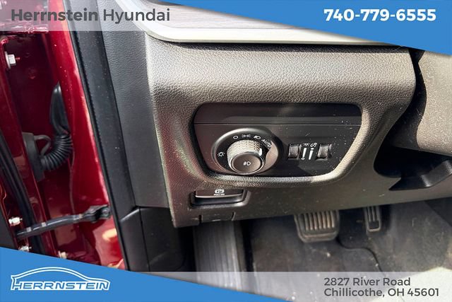 Used 2021 Jeep Grand Cherokee L Limited AWD/4WD image 17