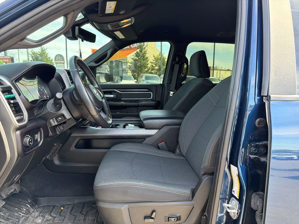 Used 2022 RAM 2500 Big Horn w/ Level C Equiment Group image 6